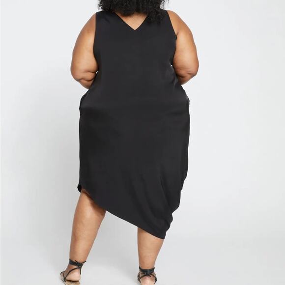 NWT Universal Standard Iconic Cooling Cupro Geneva V Tank Dress Black 18 20 - Picture 3 of 9